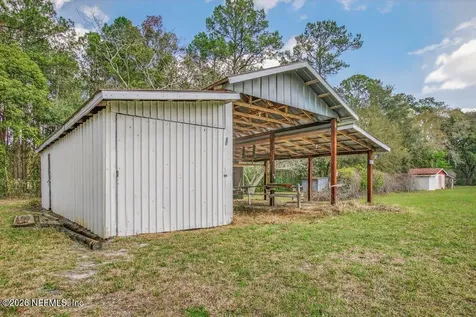 5785 George Hodges Road Macclenny FL 32063