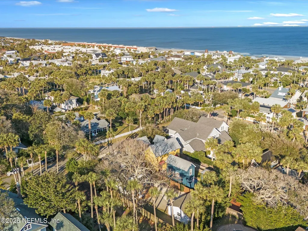 322 6th Street Atlantic Beach FL 32233