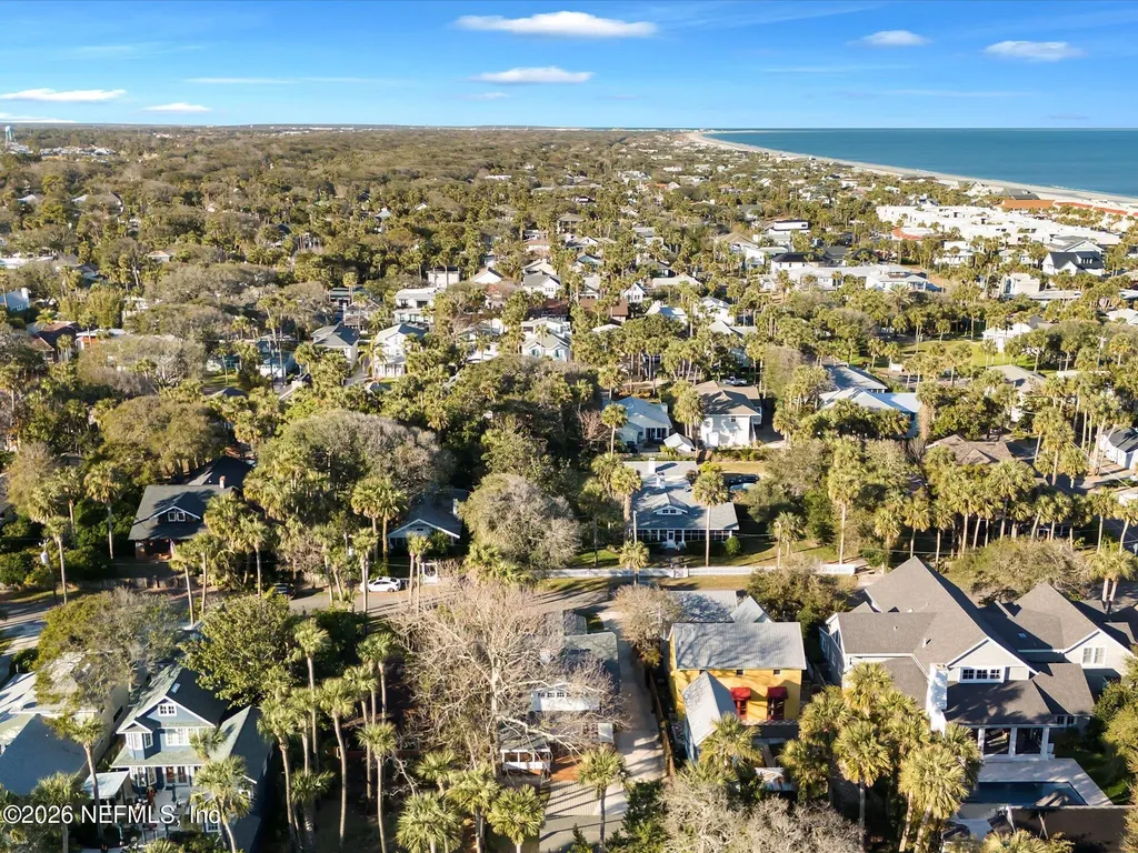 322 6th Street Atlantic Beach FL 32233