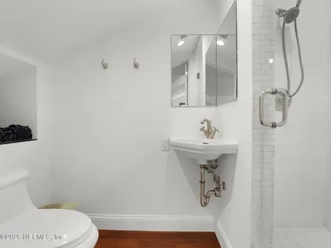 322 6th Street Atlantic Beach FL 32233