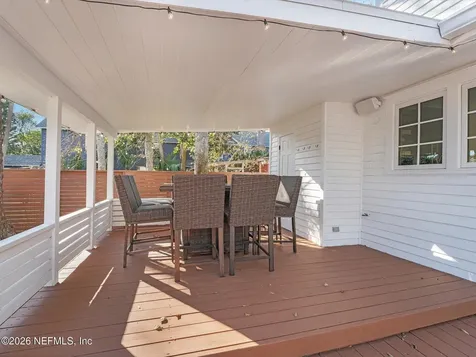 322 6th Street Atlantic Beach FL 32233