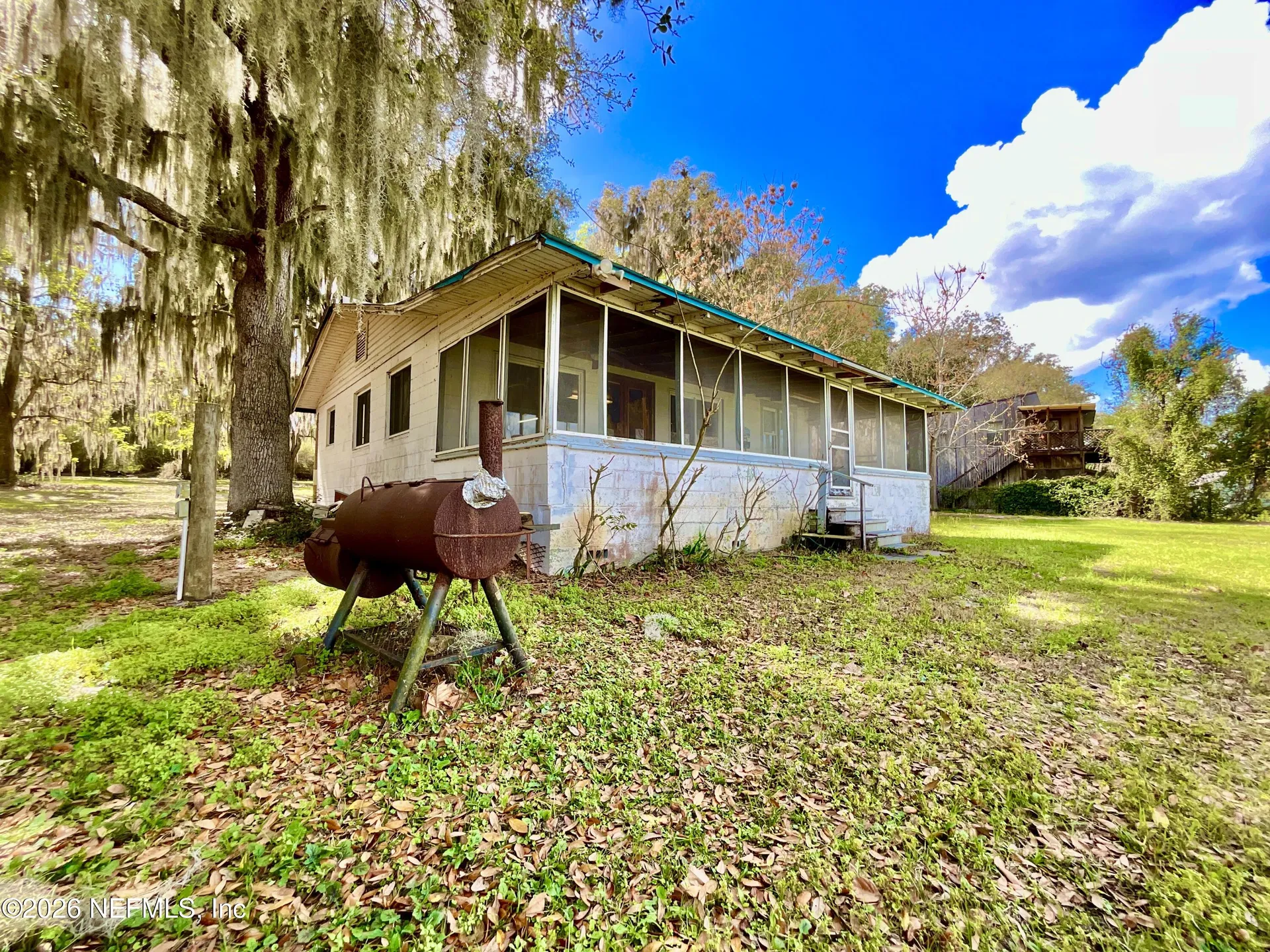 106 E Sunnyside Beach Road Hawthorne FL 32640