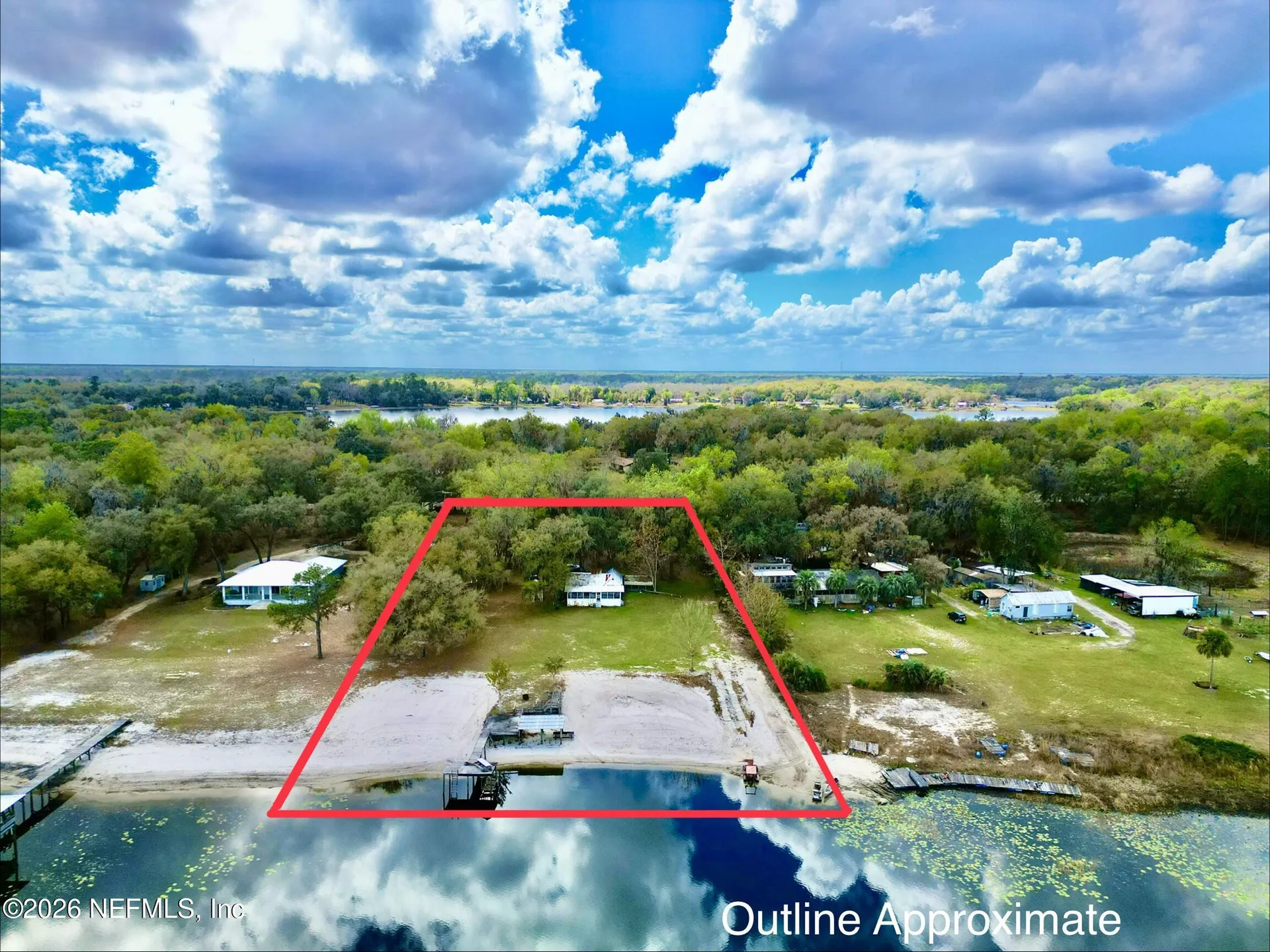 106 E Sunnyside Beach Road Hawthorne FL 32640