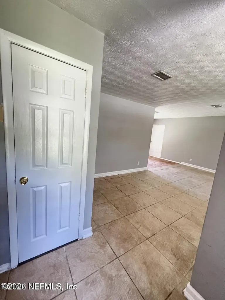 6634 Kinlock Drive Jacksonville FL 32219