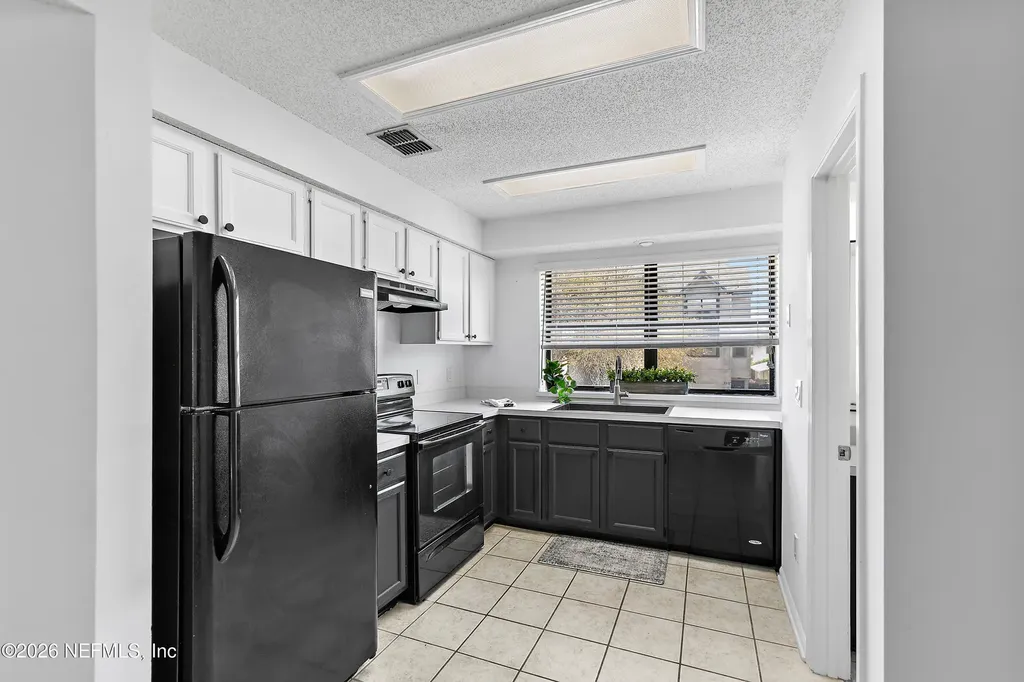2236 2nd Street S Jacksonville Beach FL 32250