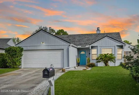 2209 Twin Pines Circle N Jacksonville FL 32246