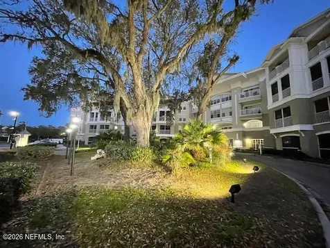 8290 W Gate Parkway W Jacksonville FL 32216