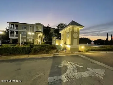 8290 W Gate Parkway W Jacksonville FL 32216