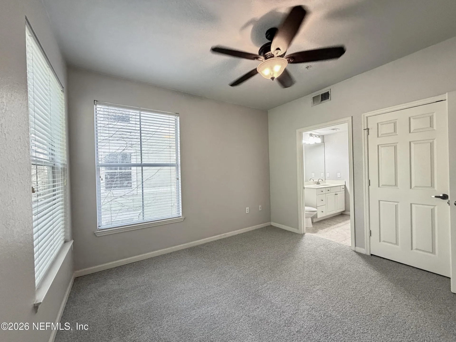 8539 Gate Parkway W Jacksonville FL 32216