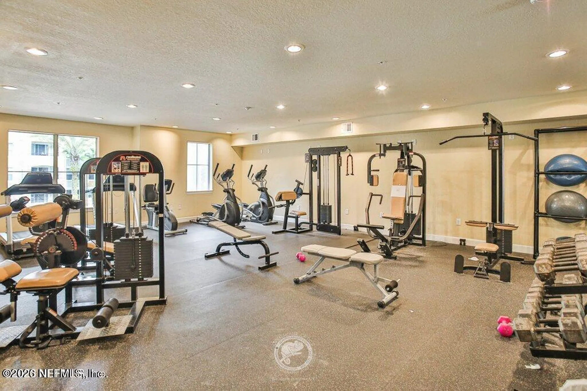 8539 Gate Parkway W Jacksonville FL 32216