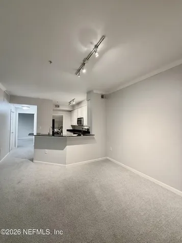 8539 Gate Parkway W Jacksonville FL 32216