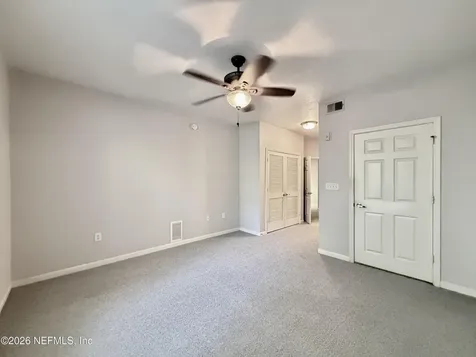 8539 Gate Parkway W Jacksonville FL 32216