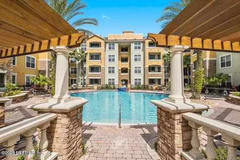 8539 Gate Parkway W Jacksonville FL 32216