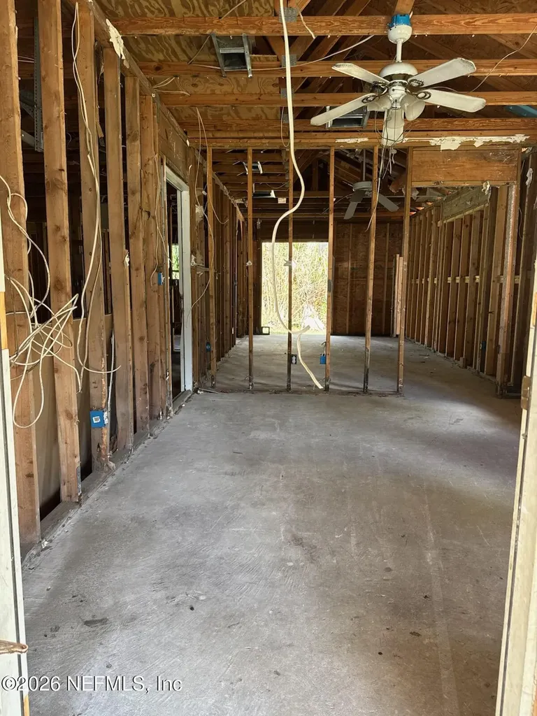541 Us Highway 90 E Baldwin FL 32234
