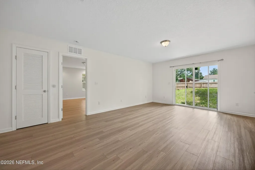 5315 Colonial Avenue Jacksonville FL 32210