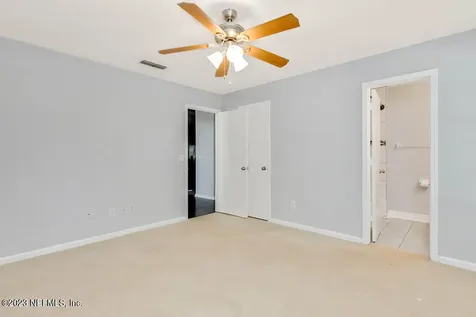 3811 Autumn Leaf Court Jacksonville FL 32246