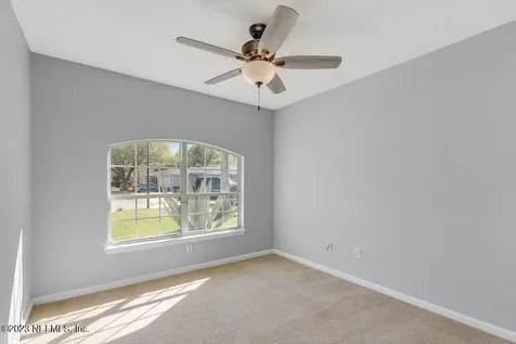 3811 Autumn Leaf Court Jacksonville FL 32246