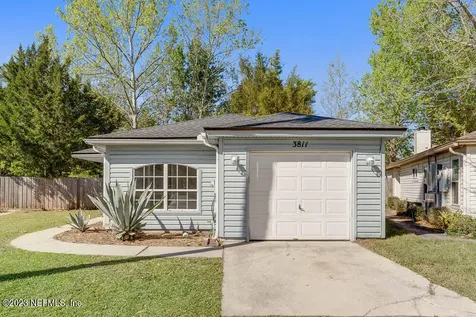 3811 Autumn Leaf Court Jacksonville FL 32246