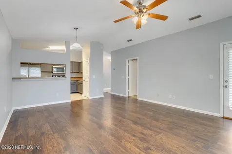 3811 Autumn Leaf Court Jacksonville FL 32246