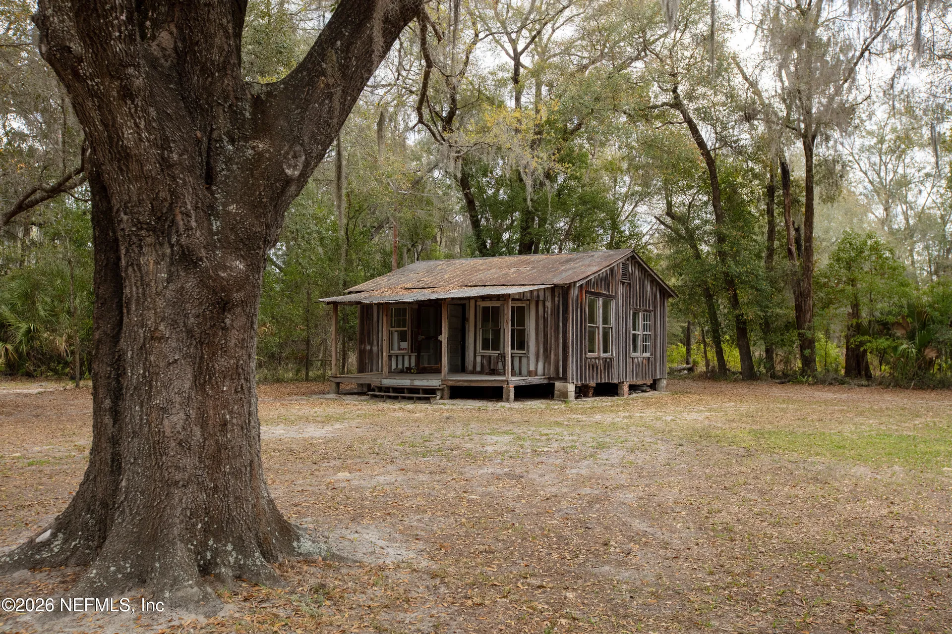 412 S County Road 21 Hawthorne FL 32640
