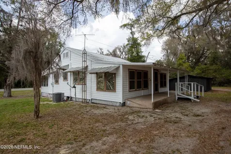 412 S County Road 21 Hawthorne FL 32640