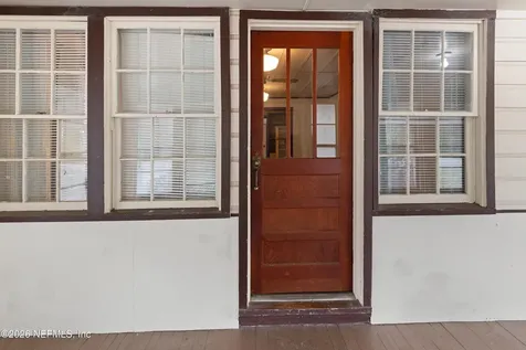 412 S County Road 21 Hawthorne FL 32640