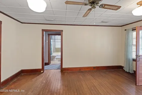 412 S County Road 21 Hawthorne FL 32640