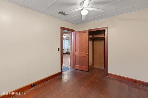 412 S County Road 21 Hawthorne FL 32640