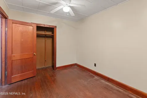 412 S County Road 21 Hawthorne FL 32640