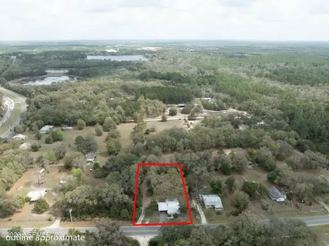 412 S County Road 21 Hawthorne FL 32640