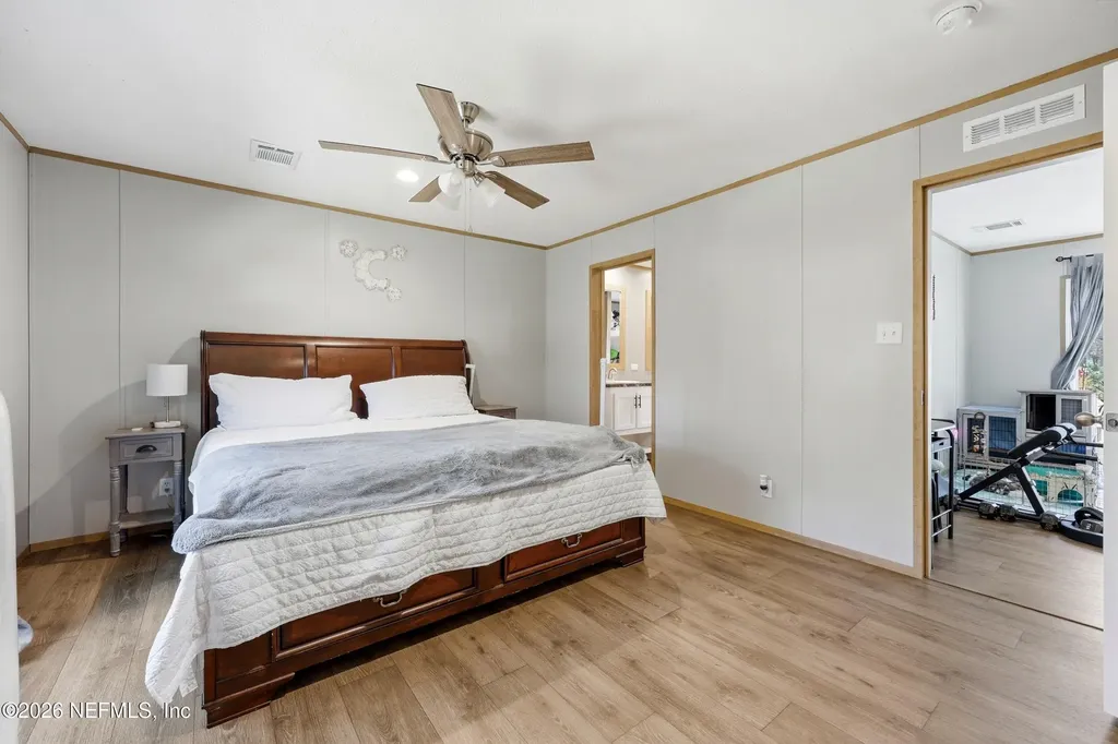 10555 Yeager Avenue Hastings FL 32145
