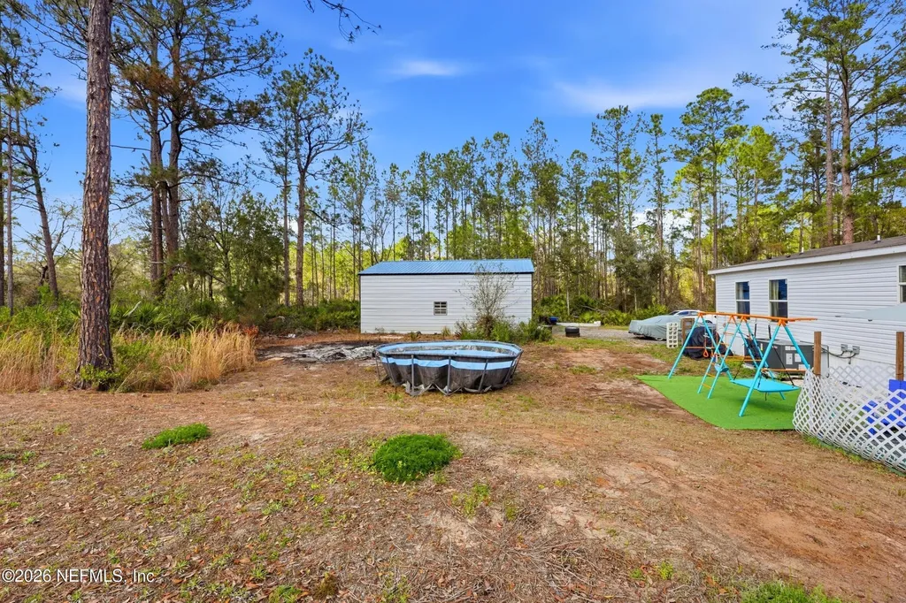 10555 Yeager Avenue Hastings FL 32145
