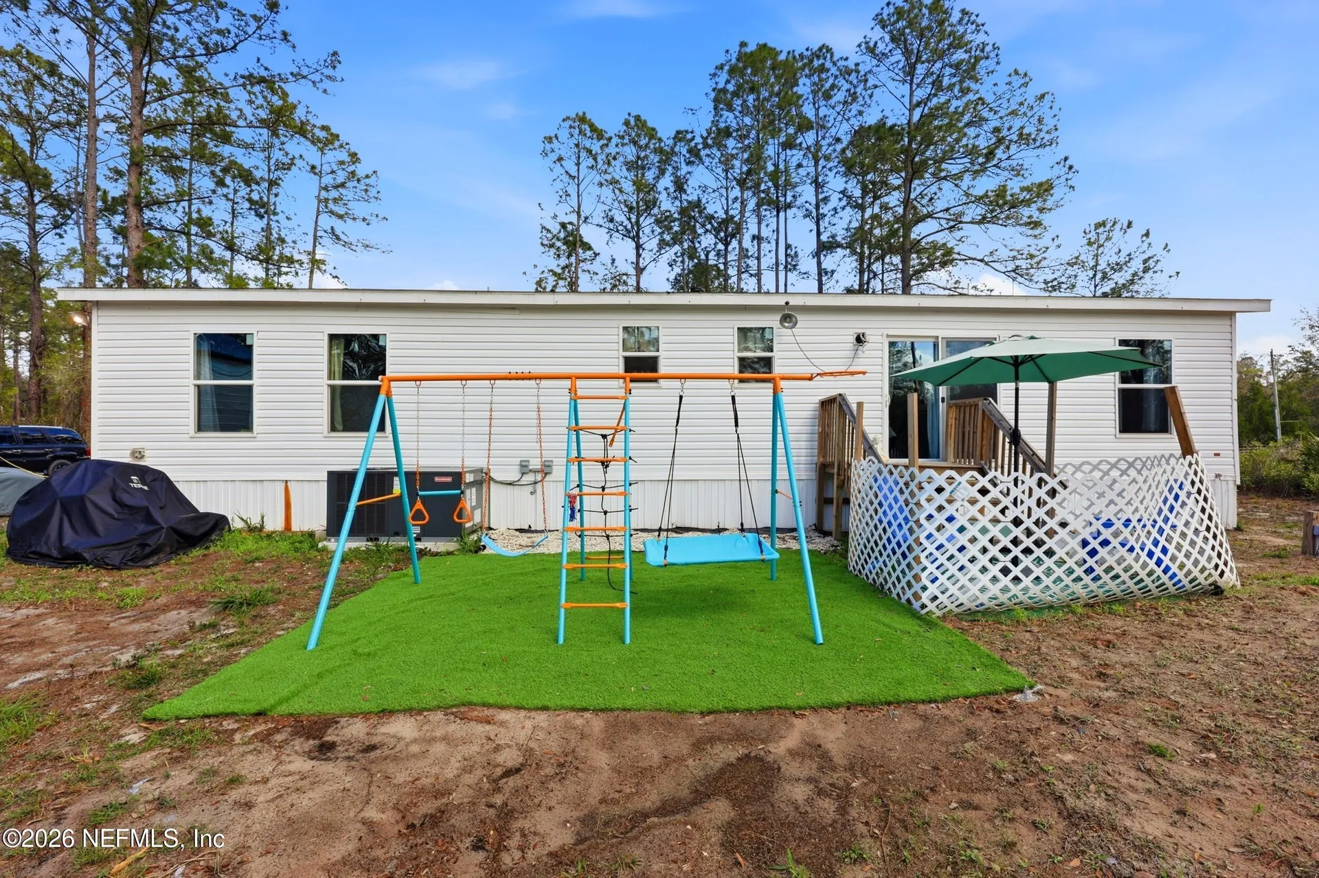 10555 Yeager Avenue Hastings FL 32145
