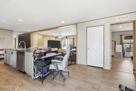 10555 Yeager Avenue Hastings FL 32145