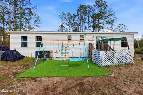 10555 Yeager Avenue Hastings FL 32145
