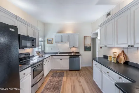 3955 Peach Drive Jacksonville FL 32246