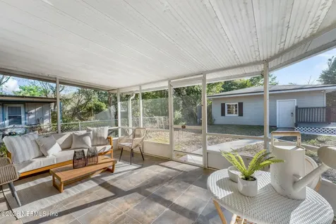 3955 Peach Drive Jacksonville FL 32246