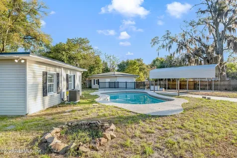 3955 Peach Drive Jacksonville FL 32246