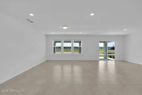 7057 Sandperch Street Jacksonville FL 32244