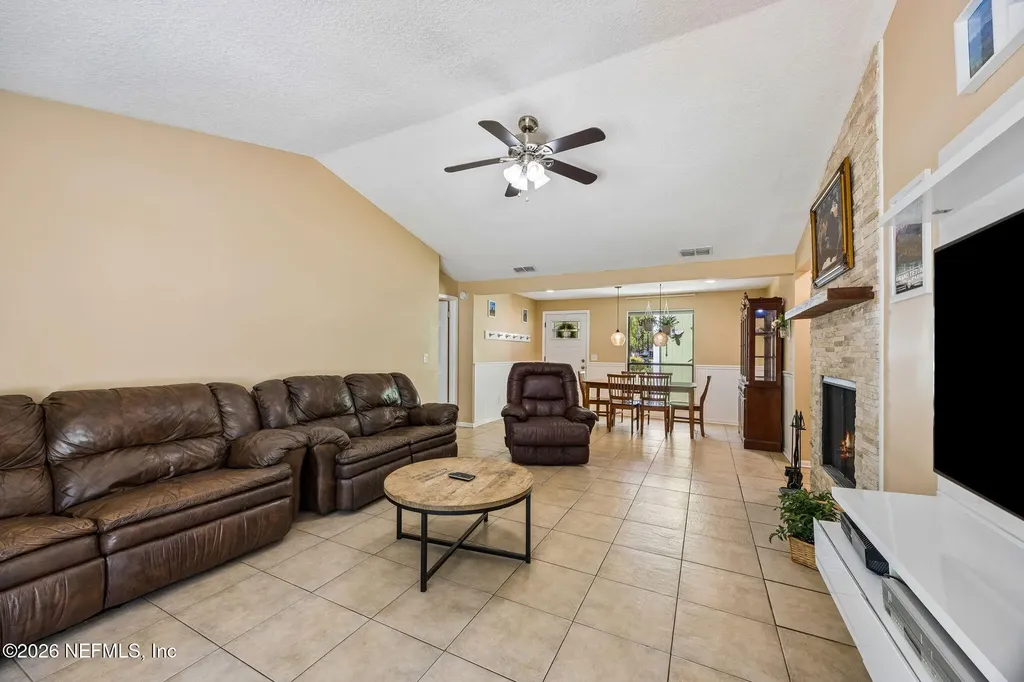 8149 Coralberry Lane Jacksonville FL 32244