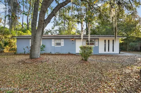 8609 Oak Leaf Road Jacksonville FL 32208