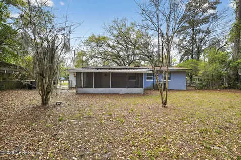 8609 Oak Leaf Road Jacksonville FL 32208