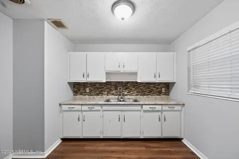 8609 Oak Leaf Road Jacksonville FL 32208