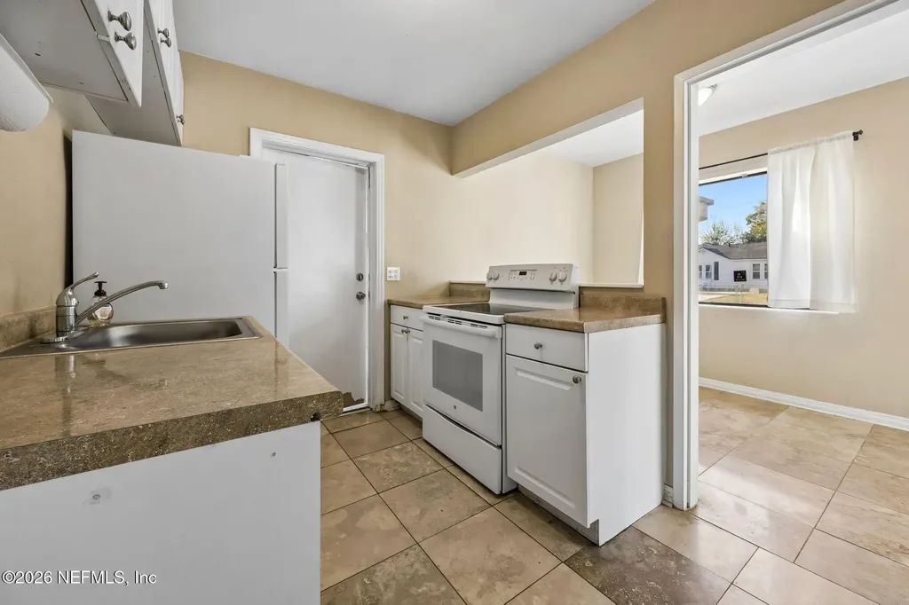 4567 Palmer Avenue Jacksonville FL 32210
