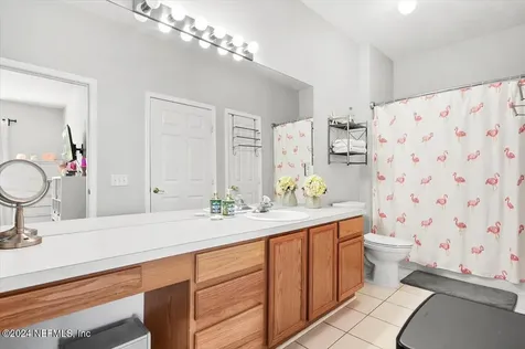 7990 Baymeadows Road E Jacksonville FL 32256