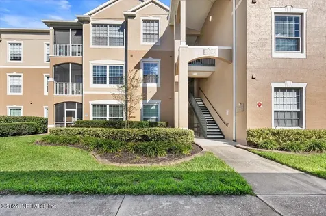 7990 Baymeadows Road E Jacksonville FL 32256