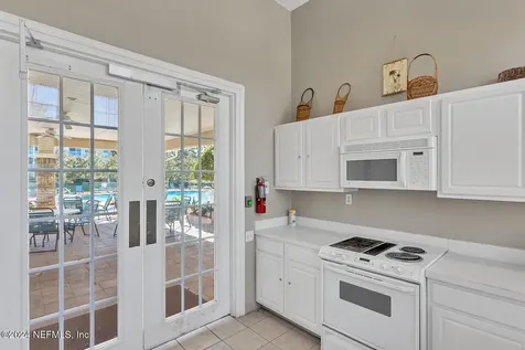 7990 Baymeadows Road E Jacksonville FL 32256