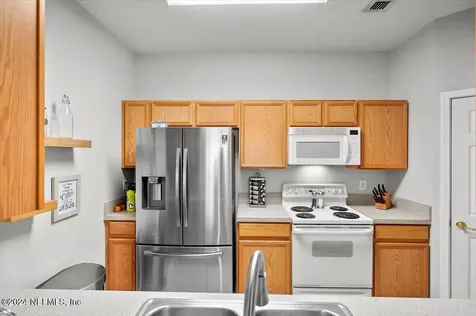 7990 Baymeadows Road E Jacksonville FL 32256