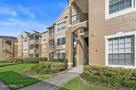 7990 Baymeadows Road E Jacksonville FL 32256