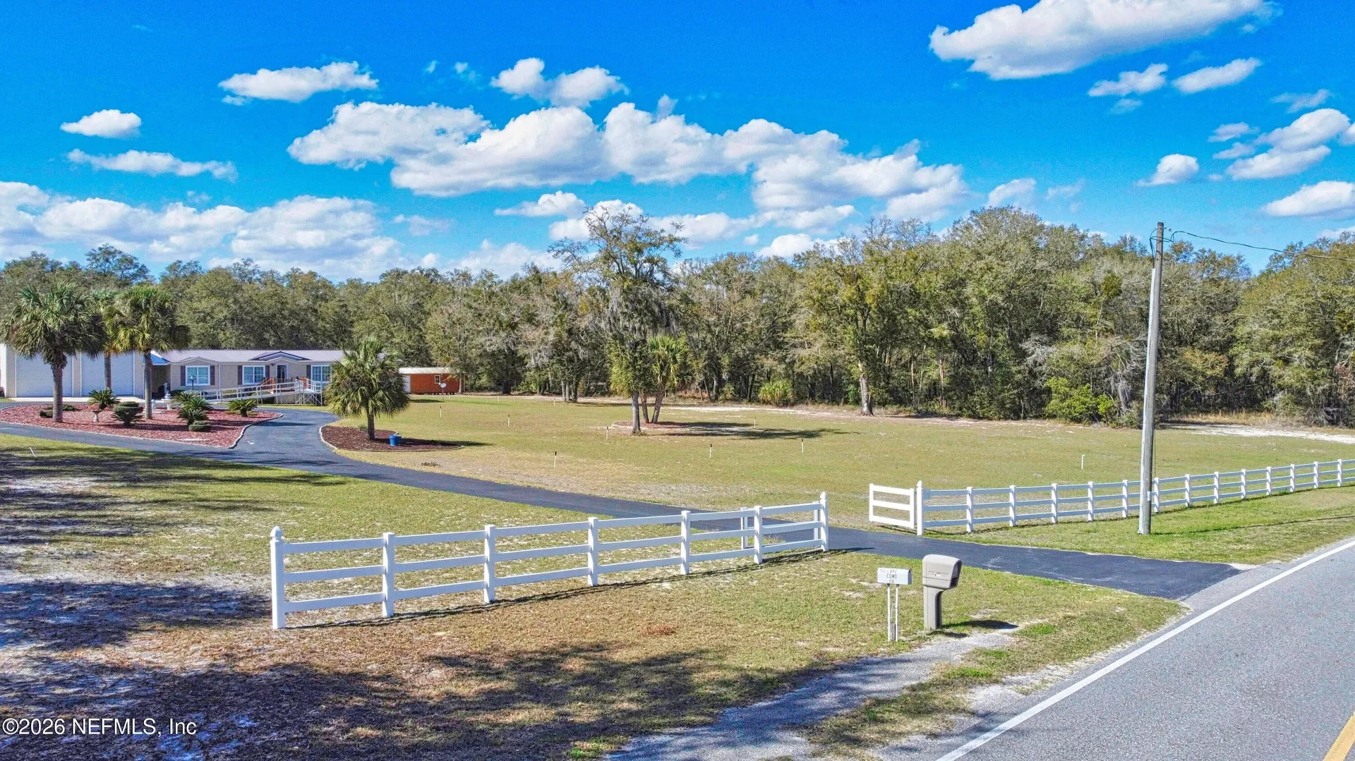 105 Lake Como Drive Pomona Park FL 32181